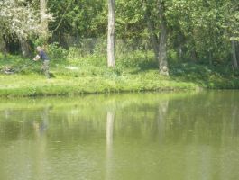 SRD “Česma” Bjelovar - košnja trave oko jezera Vujčevac 20 .travnja 2018. godine