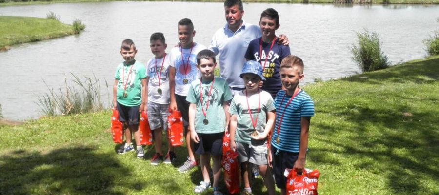 Natjecanje kadeta na jezeru Plavnica ŠRD “Plavnica” Stare Plavnice održano 8. srpnja 2018. godine